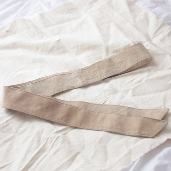 Tan suede leather belt - Picture 2 of 3